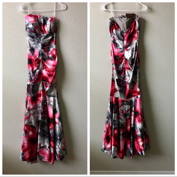 Dresses & Skirts - Silver Strapless Mermaid Dress